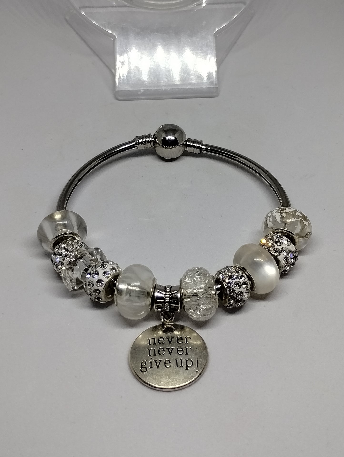 WHITE EUROPEAN STYLE BRACELET