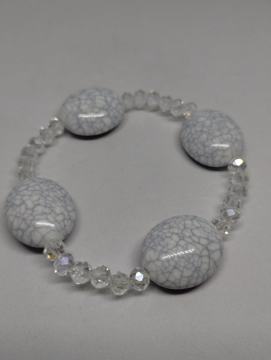 CLEAR AND WHITE BRACELET