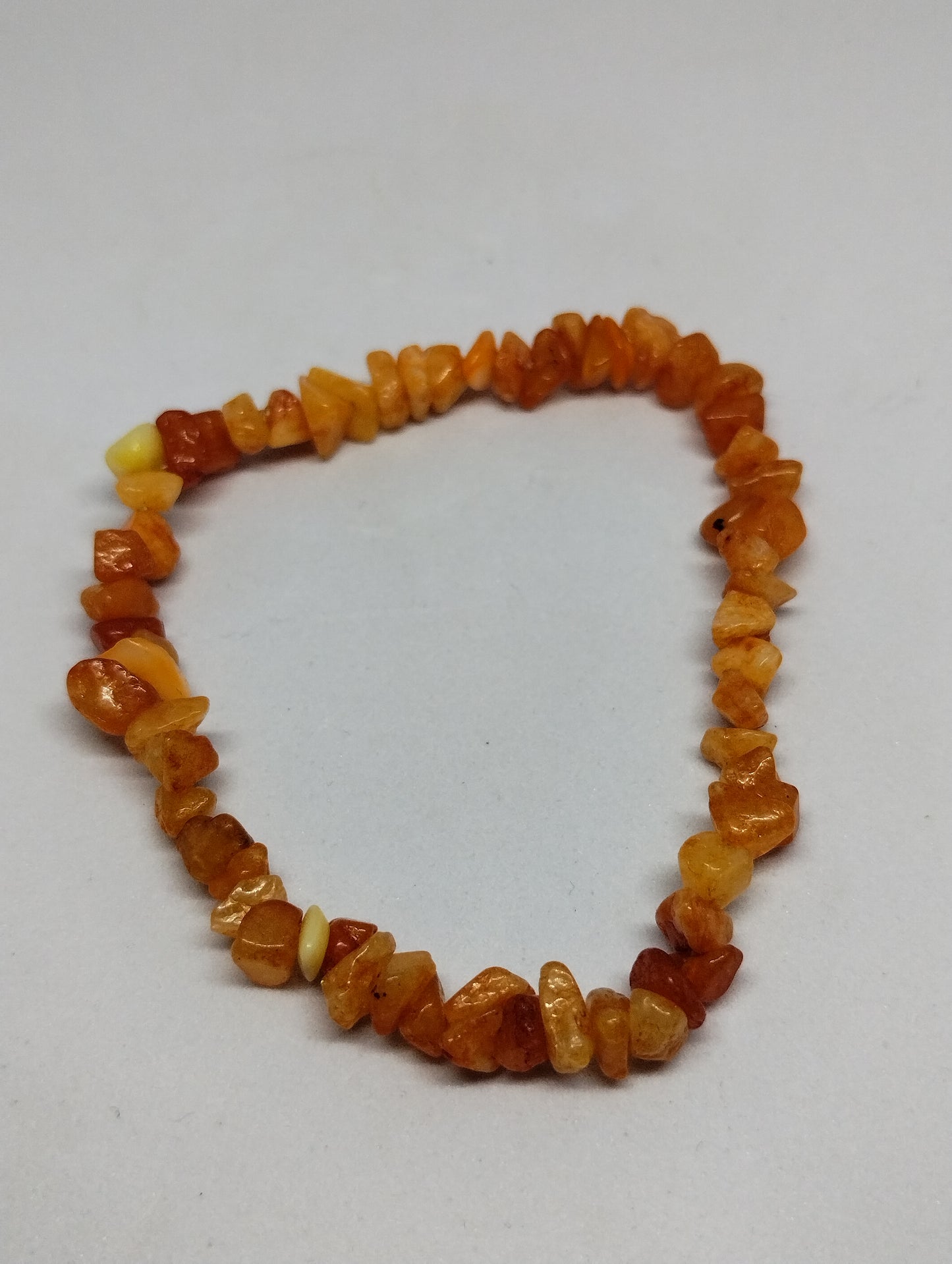 ORANGE QUARTZ CHIP BEAD BRACELET