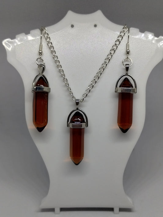 BROWN CRYSTAL NECKLACE AND EARRING SET