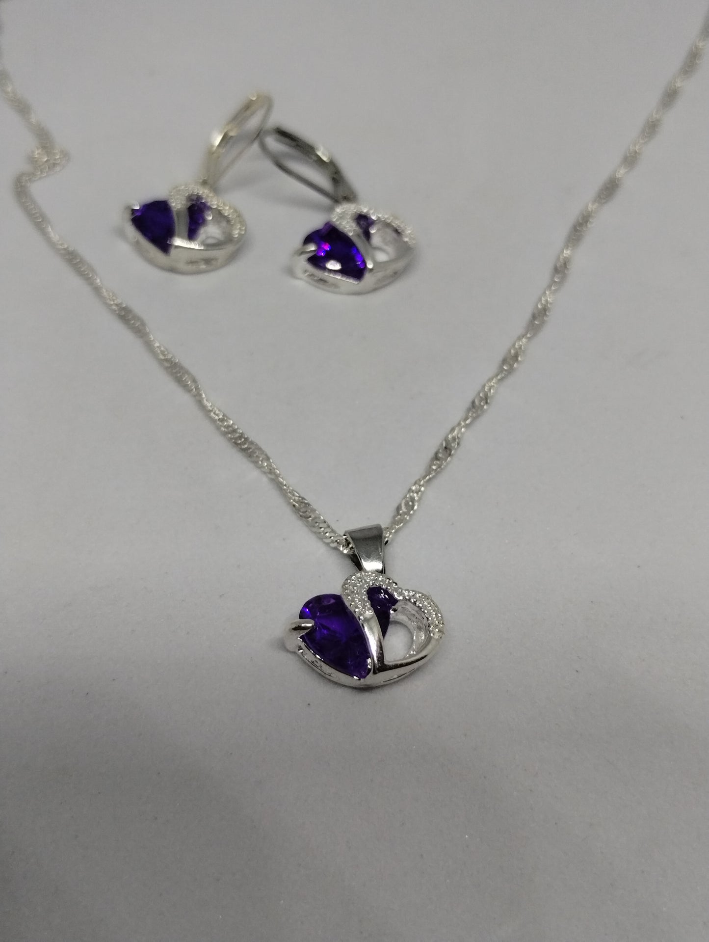 PURPLE HEART NECKLACE EARRING SET