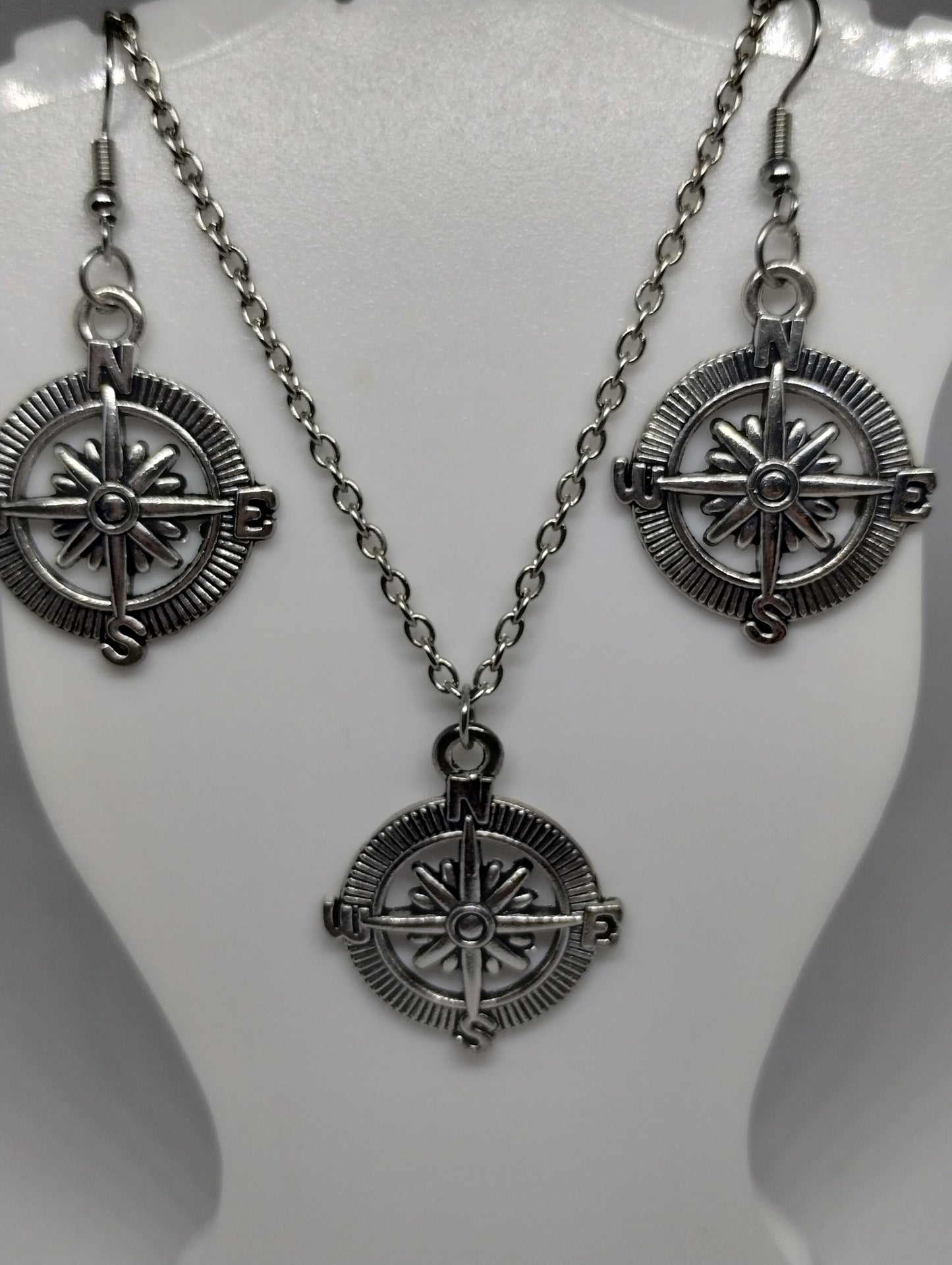 COMPASS NECKLACE AND EARRING SET