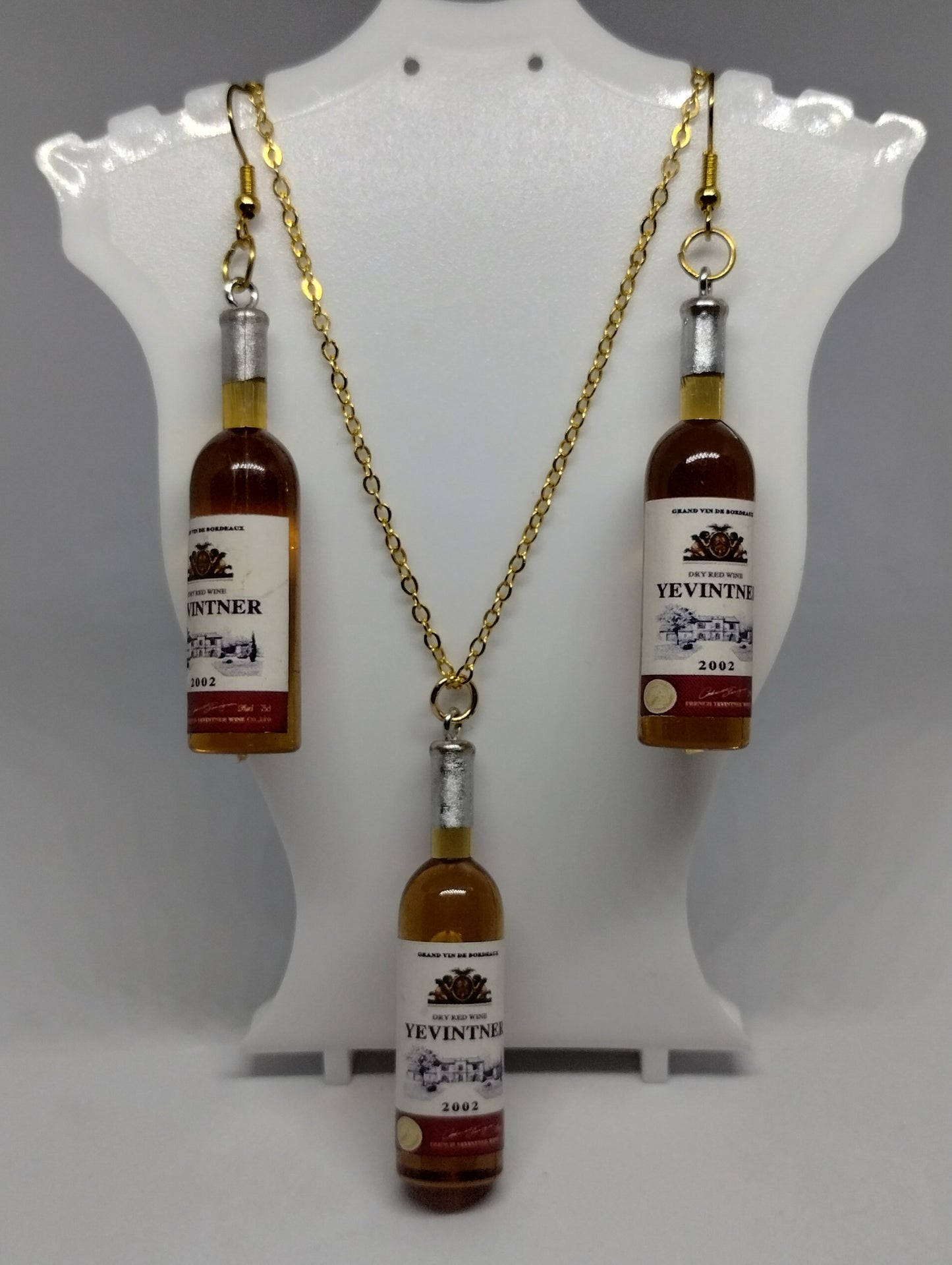 BROWN WINE BOTTLE NECKLACE AND EARRING SET