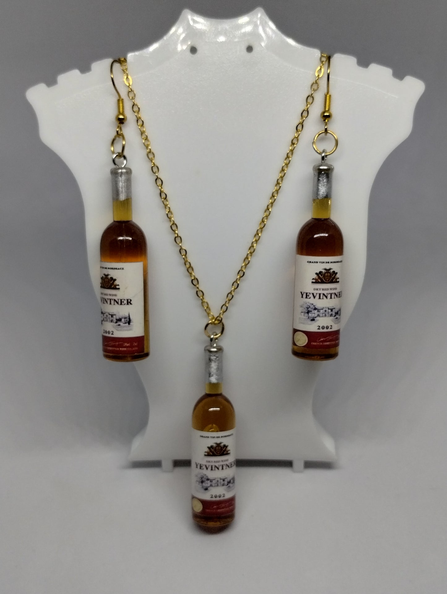 BROWN WINE BOTTLE NECKLACE AND EARRING SET