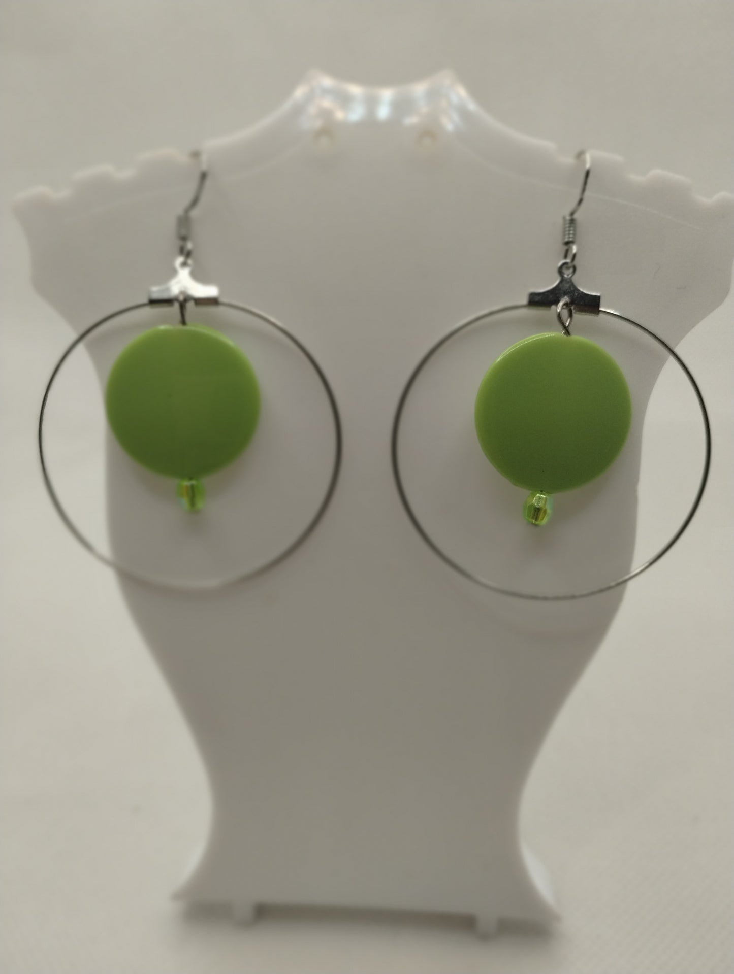 BRIGHT GREEN CIRCLE EARRINGS