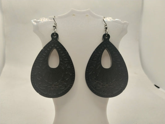 BLACK EARRINGS