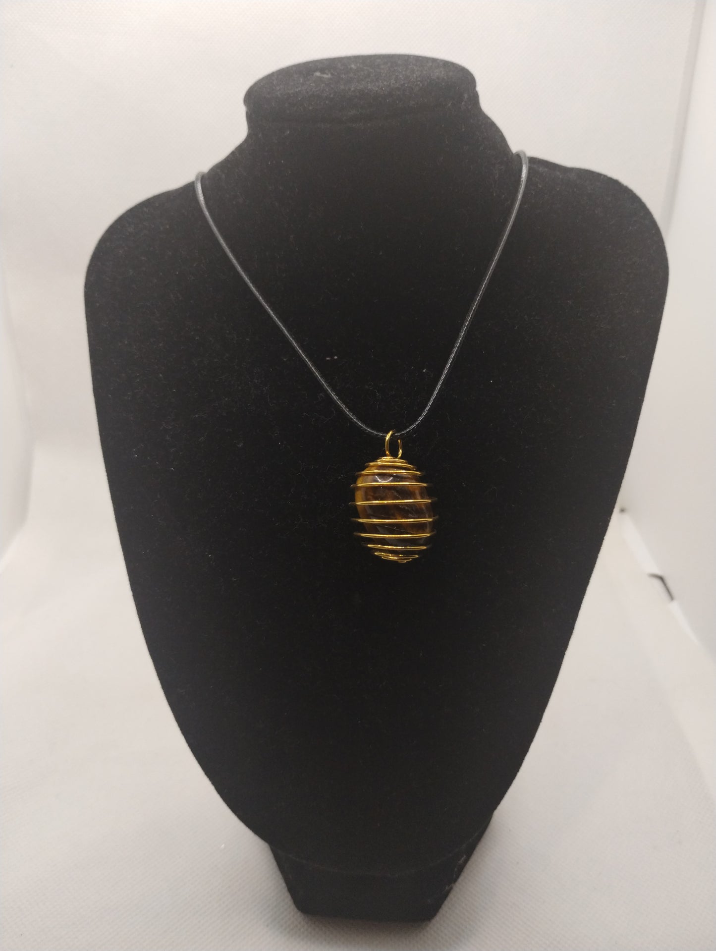 TIGER EYE NECKLACE