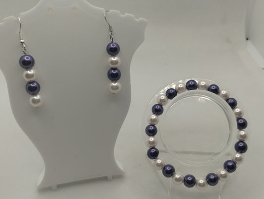BLUE AND WHITE BRACELET AND EARRINGS SET