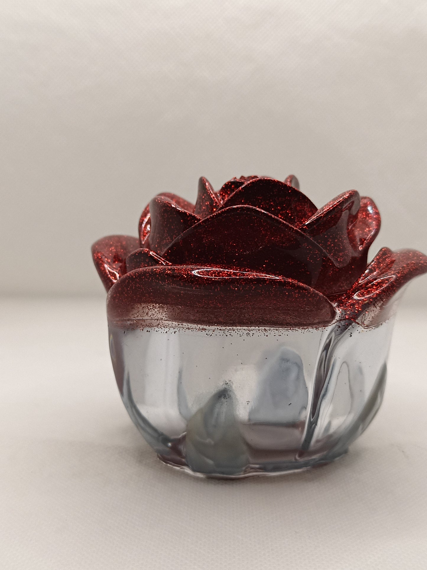 RED ROSE RESIN BOX